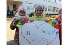 100nuotraukparodaSveikinutaveLietuva28034654_1700493956697789_1570303673_o-1
